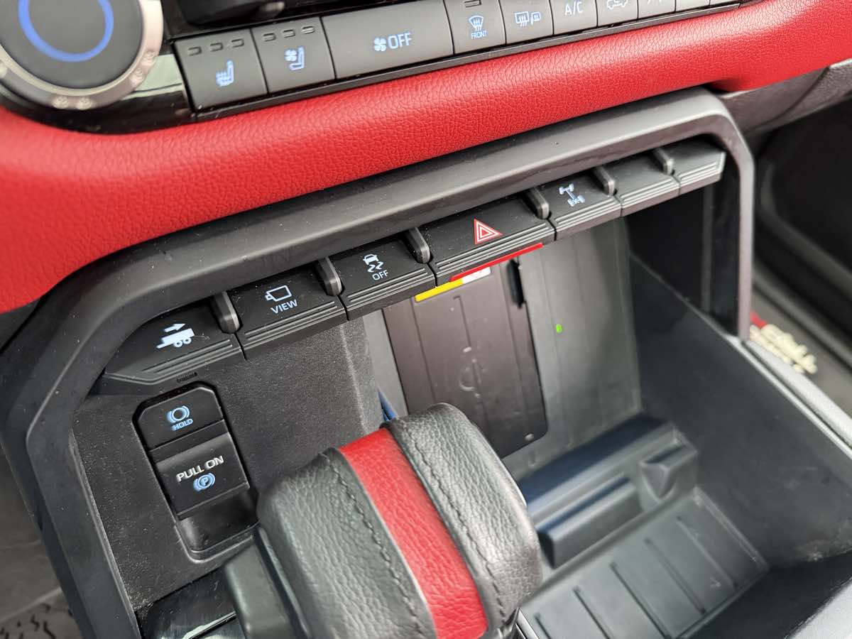 Photo 45 of this Toyota Tundra 4WD