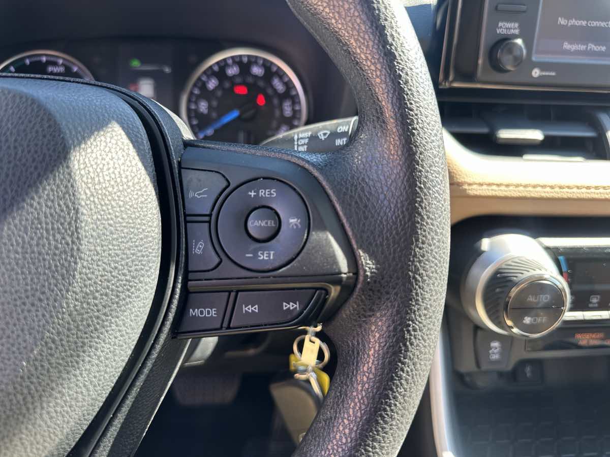 Photo 26 of this Toyota RAV4