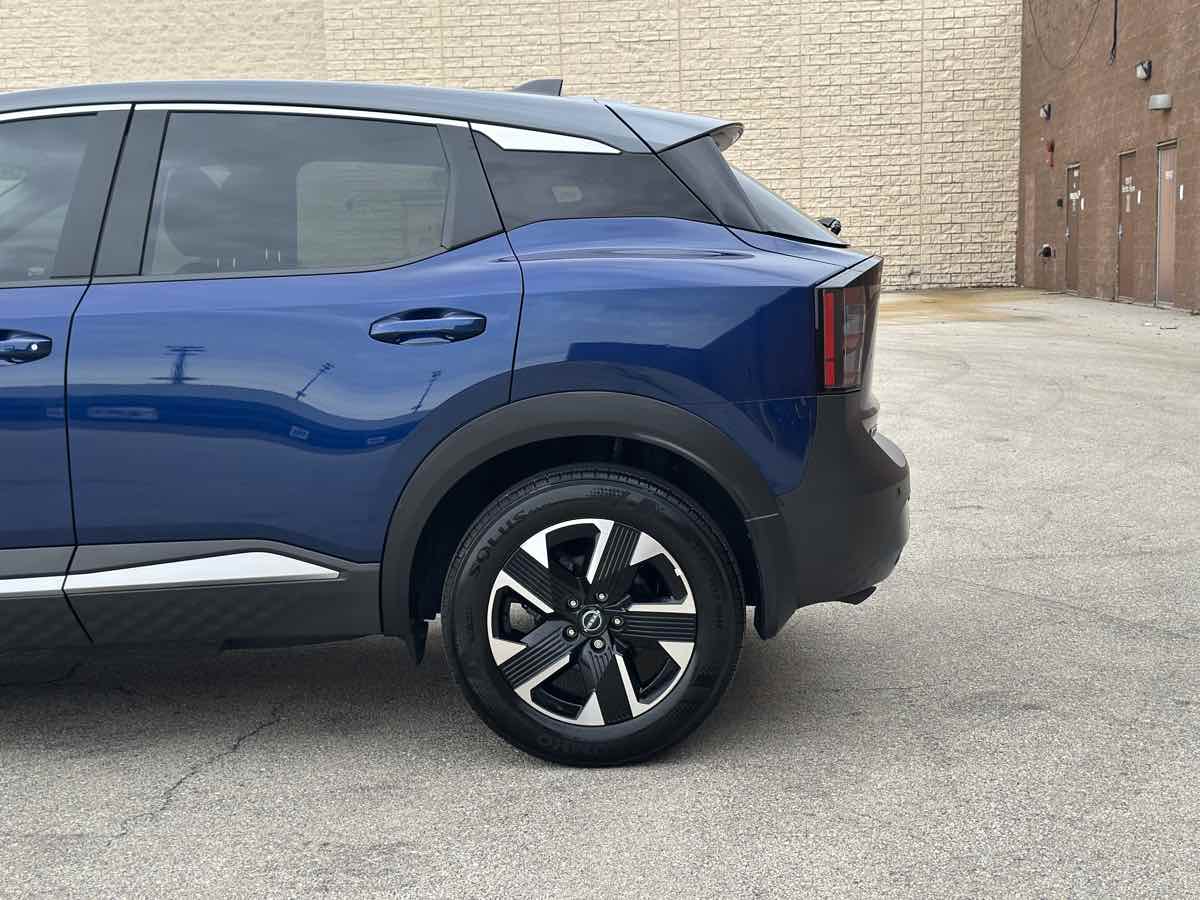 Photo 8 of this Nissan Kicks