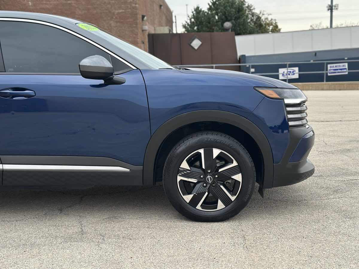Photo 16 of this Nissan Kicks