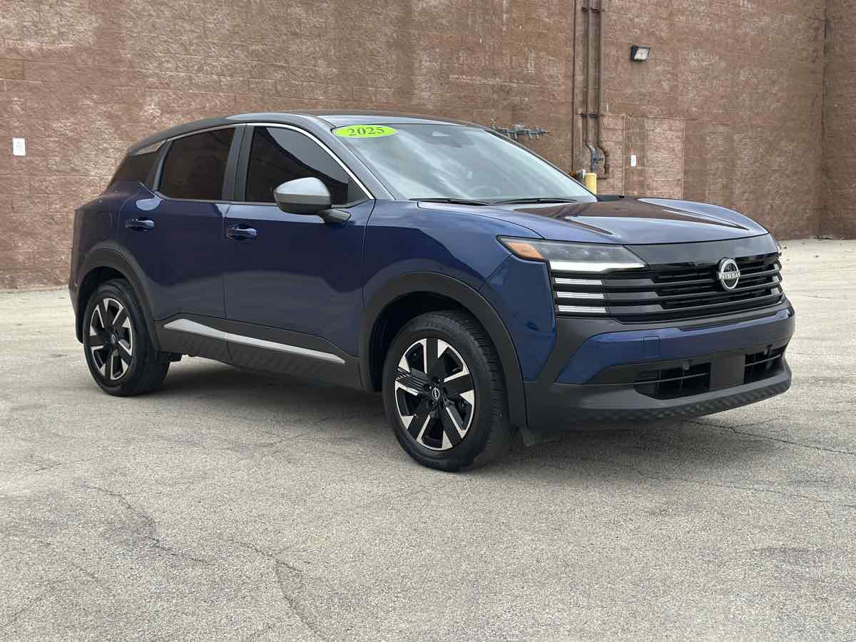 Photo 17 of this Nissan Kicks