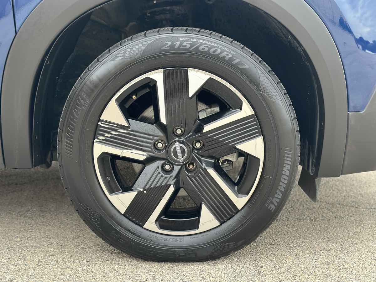 Photo 19 of this Nissan Kicks