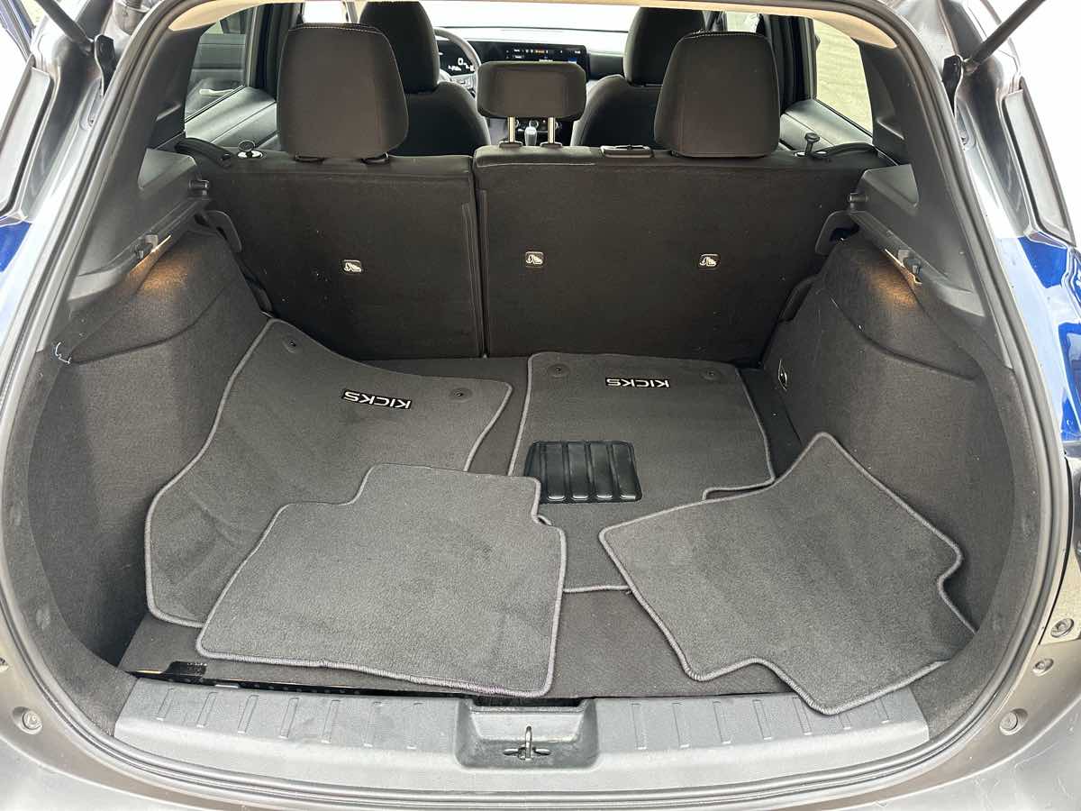 Photo 25 of this Nissan Kicks