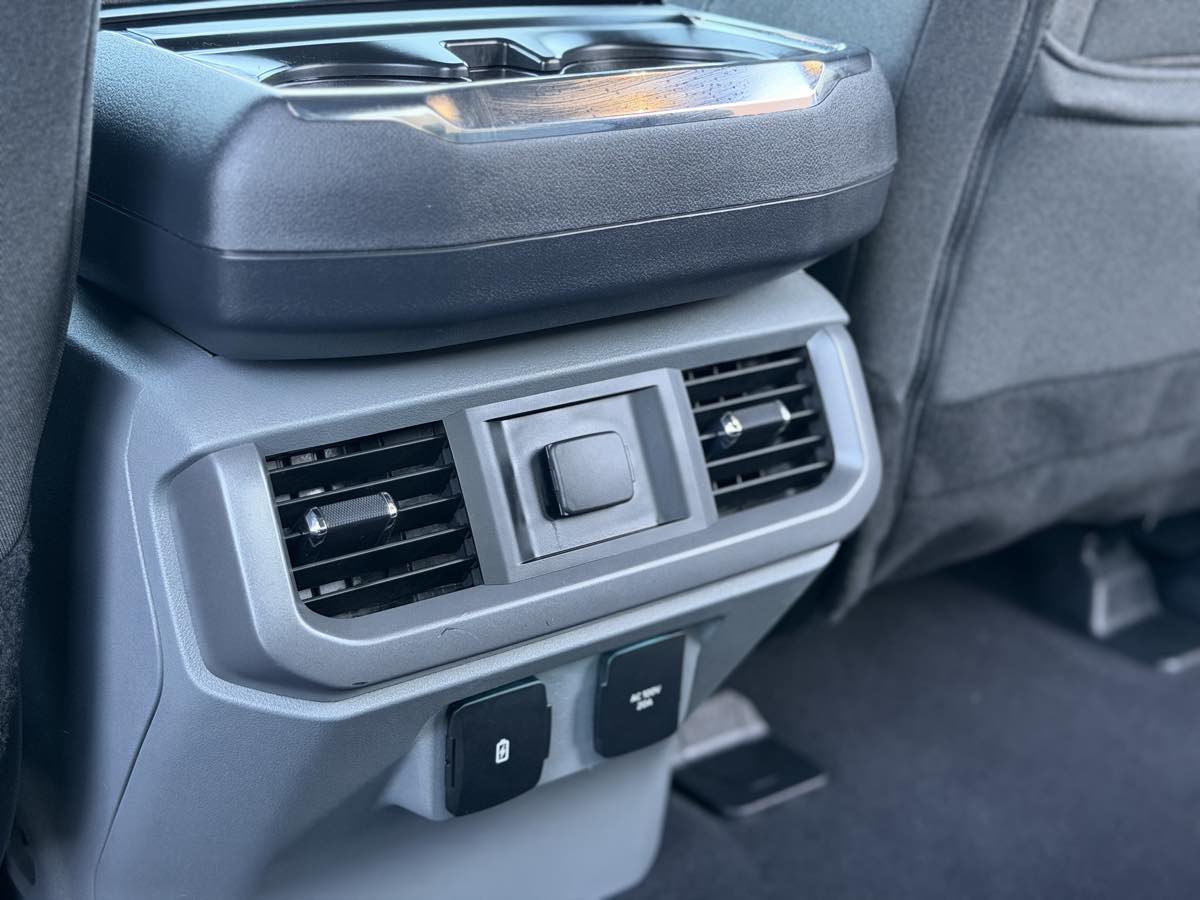 Photo 27 of this Ford F-150 Lightning