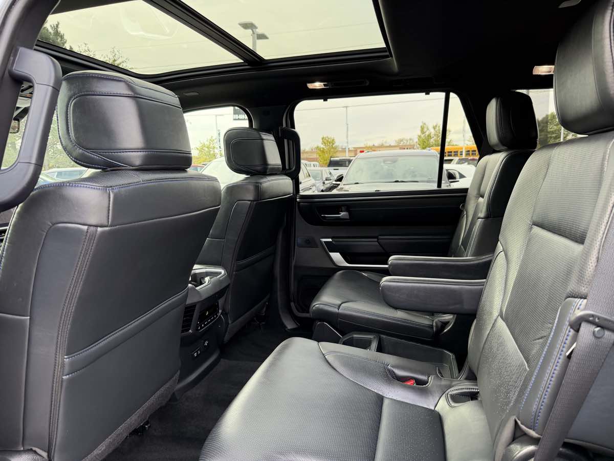 Photo 11 of this Toyota Sequoia