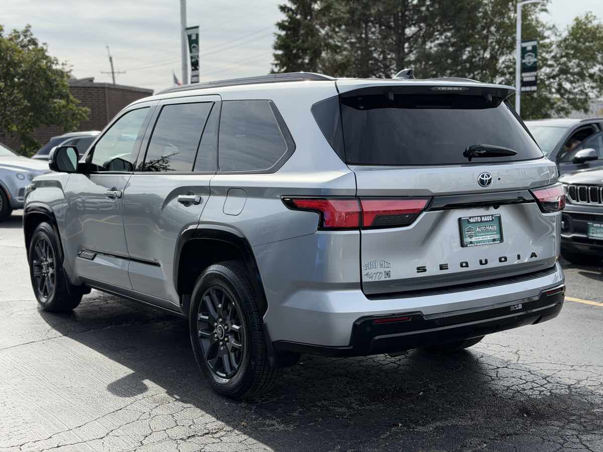 Photo 14 of this Toyota Sequoia