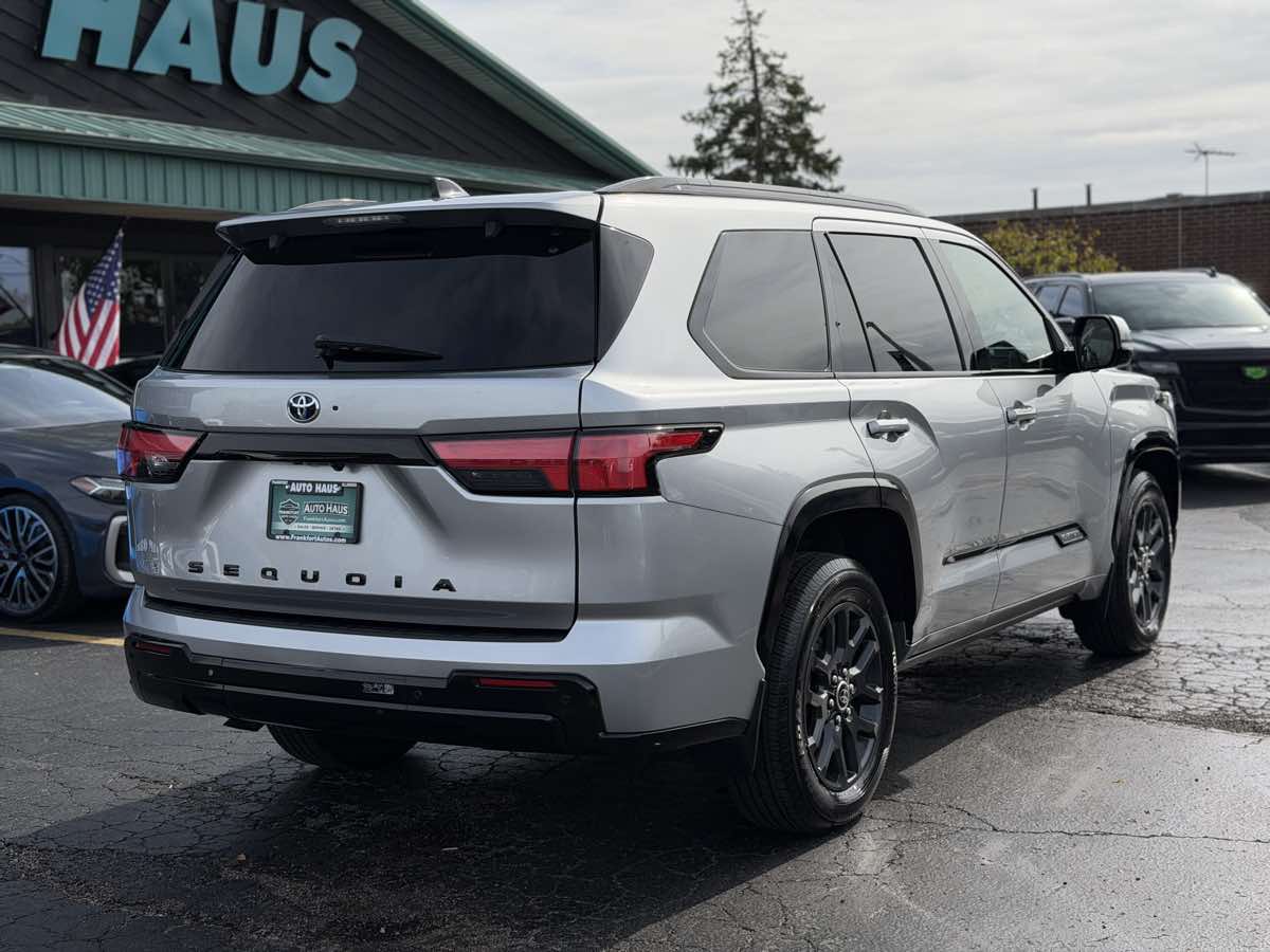 Photo 16 of this Toyota Sequoia
