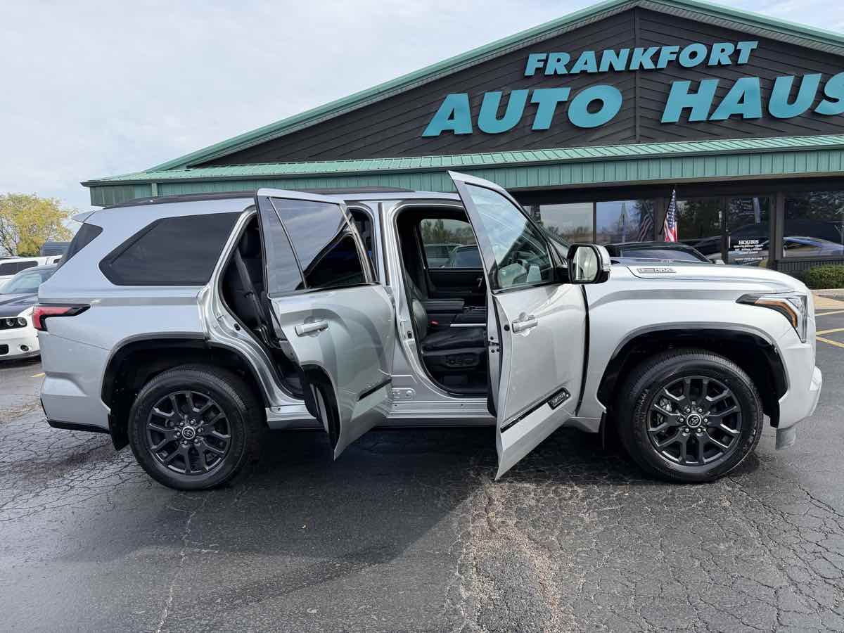 Photo 20 of this Toyota Sequoia