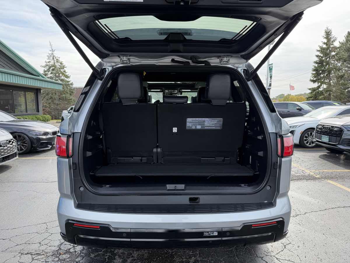 Photo 22 of this Toyota Sequoia