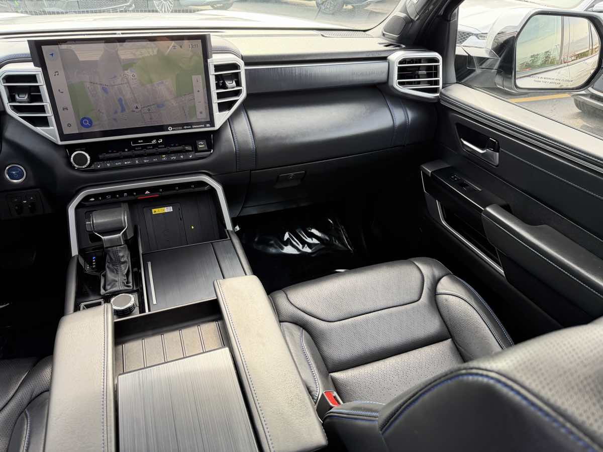 Photo 45 of this Toyota Sequoia