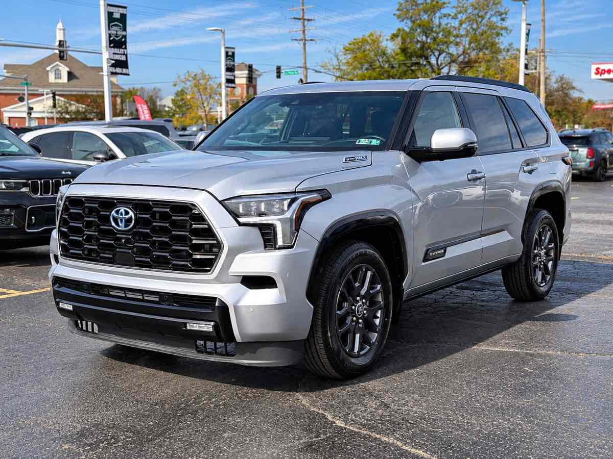 Photo 7 of this Toyota Sequoia