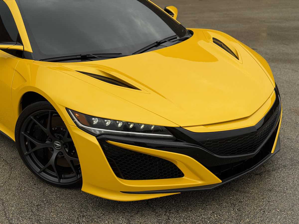 Photo 2 of this Acura NSX