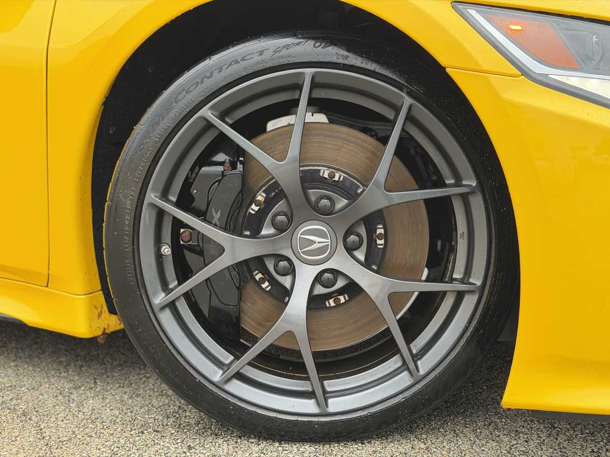 Photo 3 of this Acura NSX