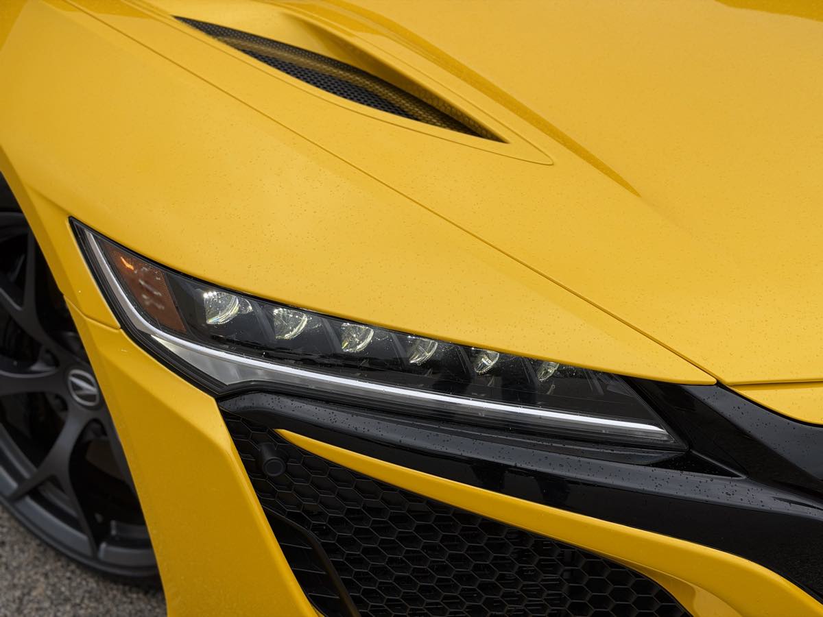 Photo 4 of this Acura NSX