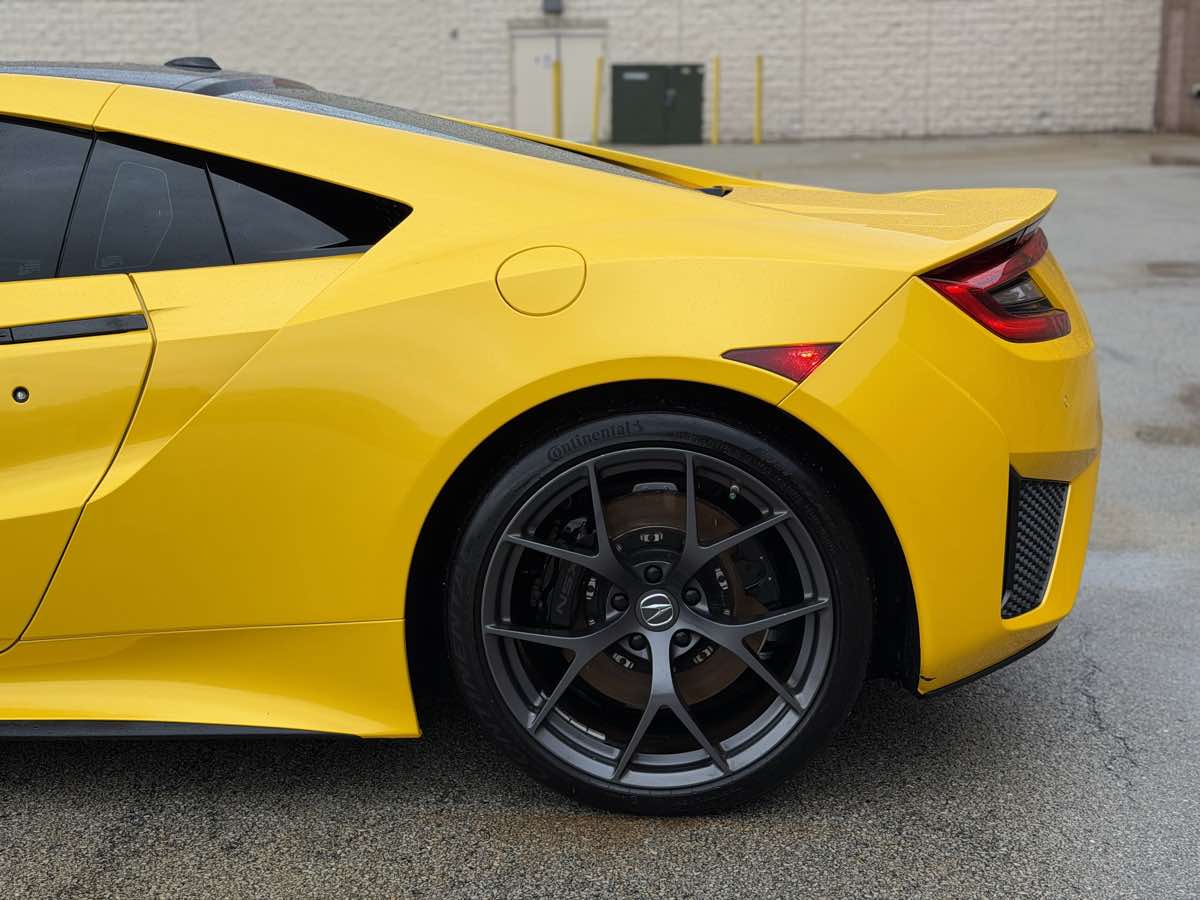 Photo 10 of this Acura NSX