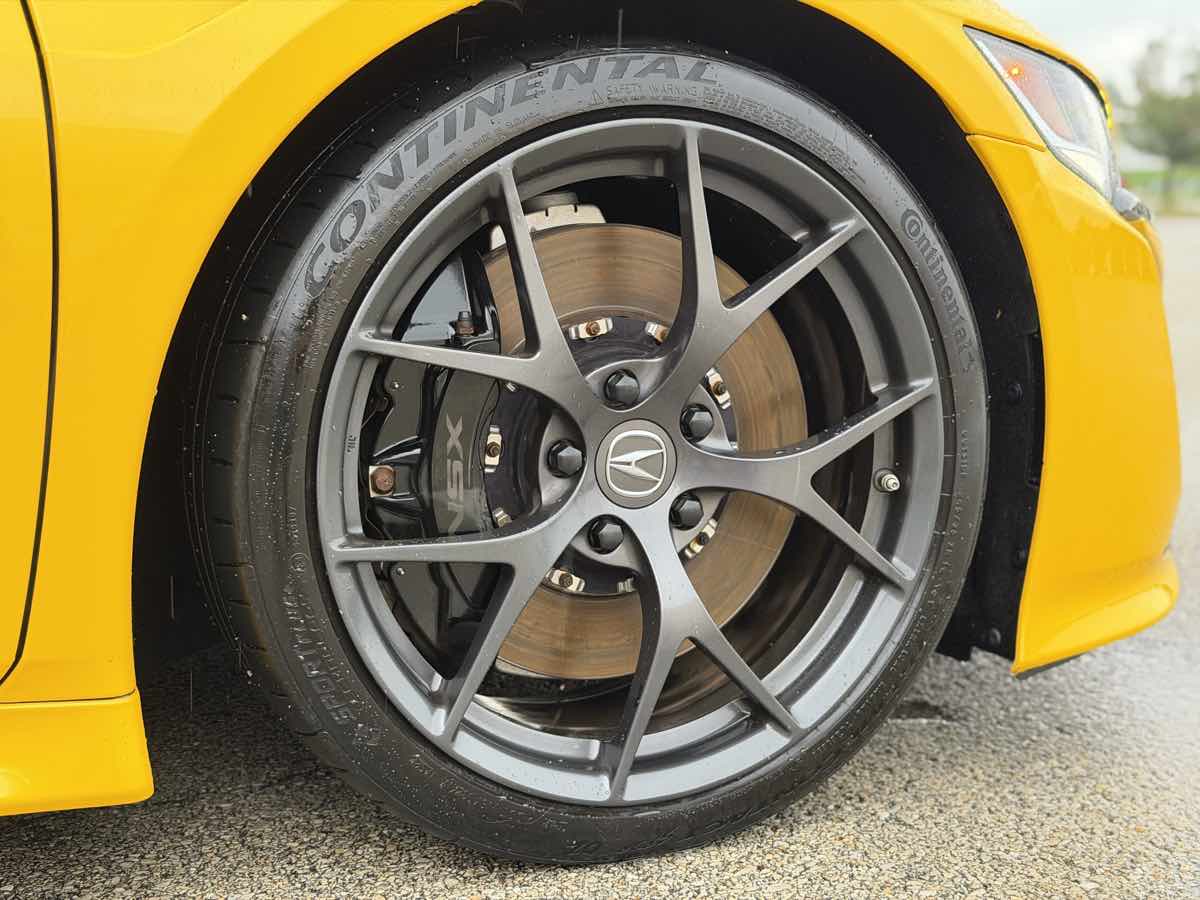Photo 17 of this Acura NSX