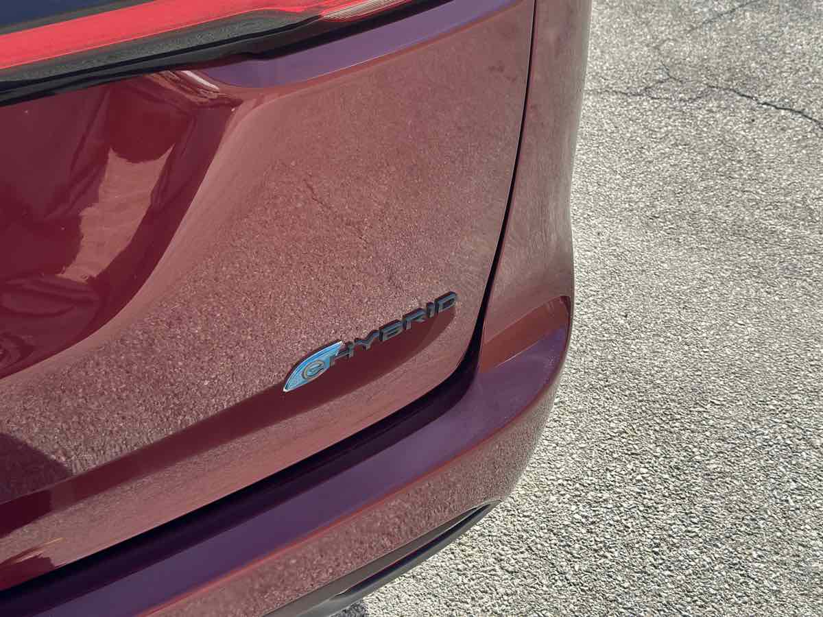 Photo 11 of this Chrysler Pacifica