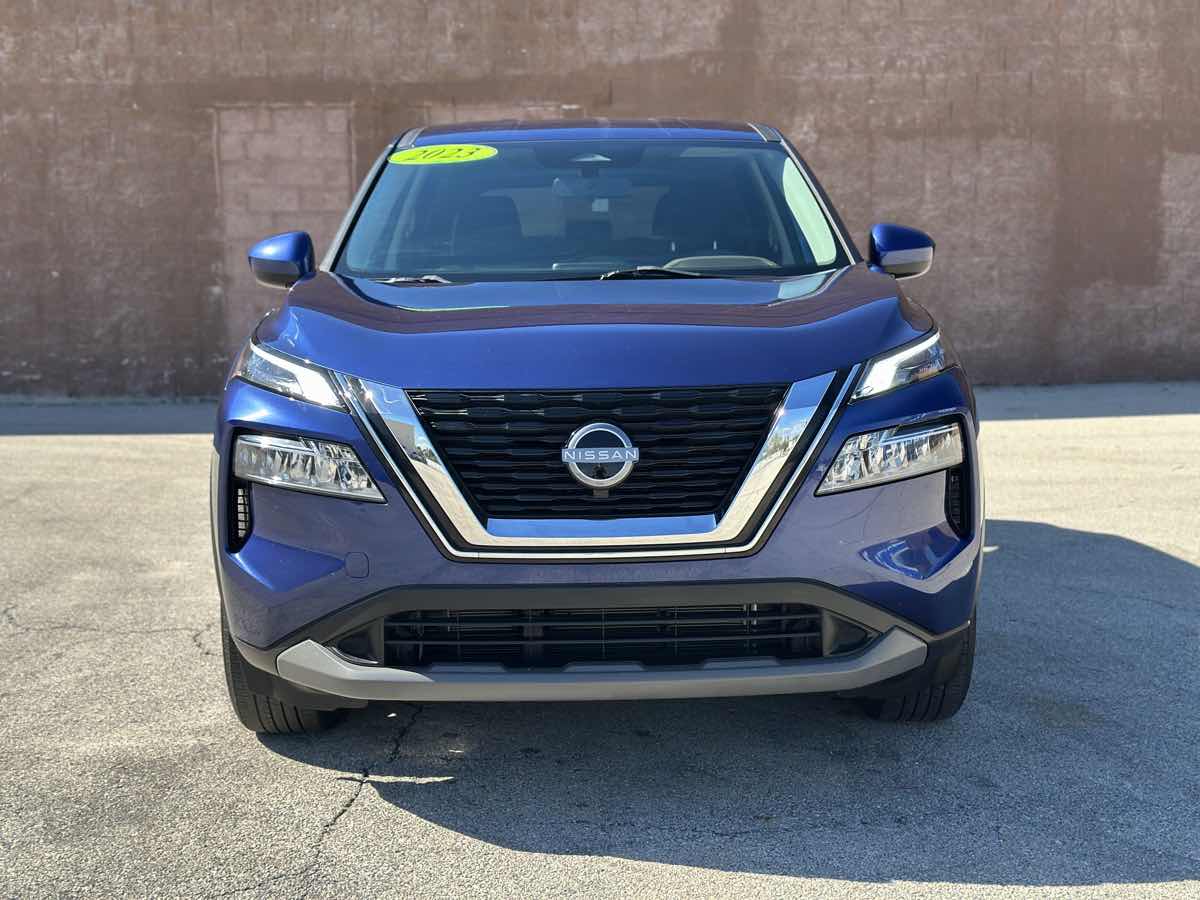Photo 4 of this Nissan Rogue