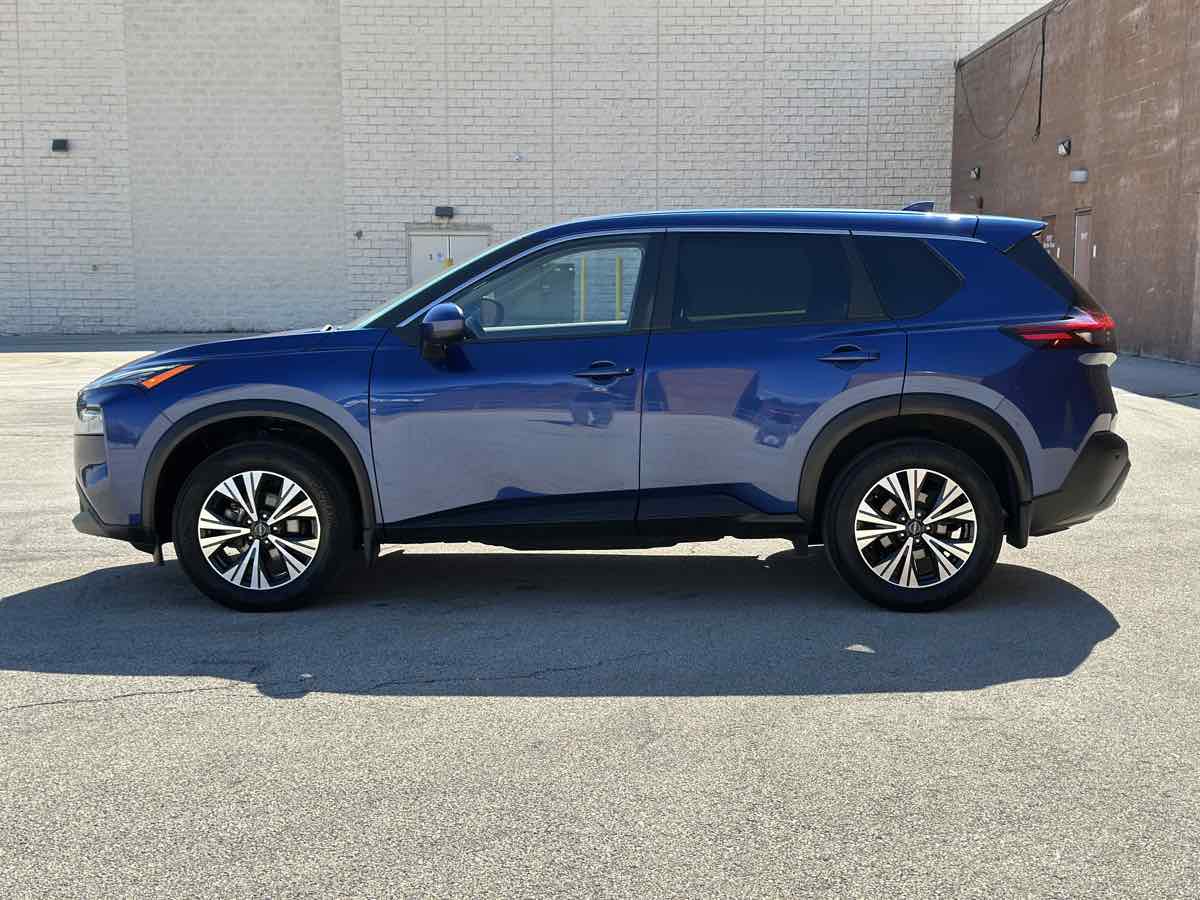 Photo 6 of this Nissan Rogue