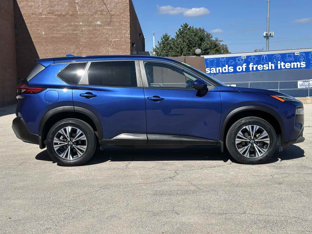 Photo 10 of this Nissan Rogue