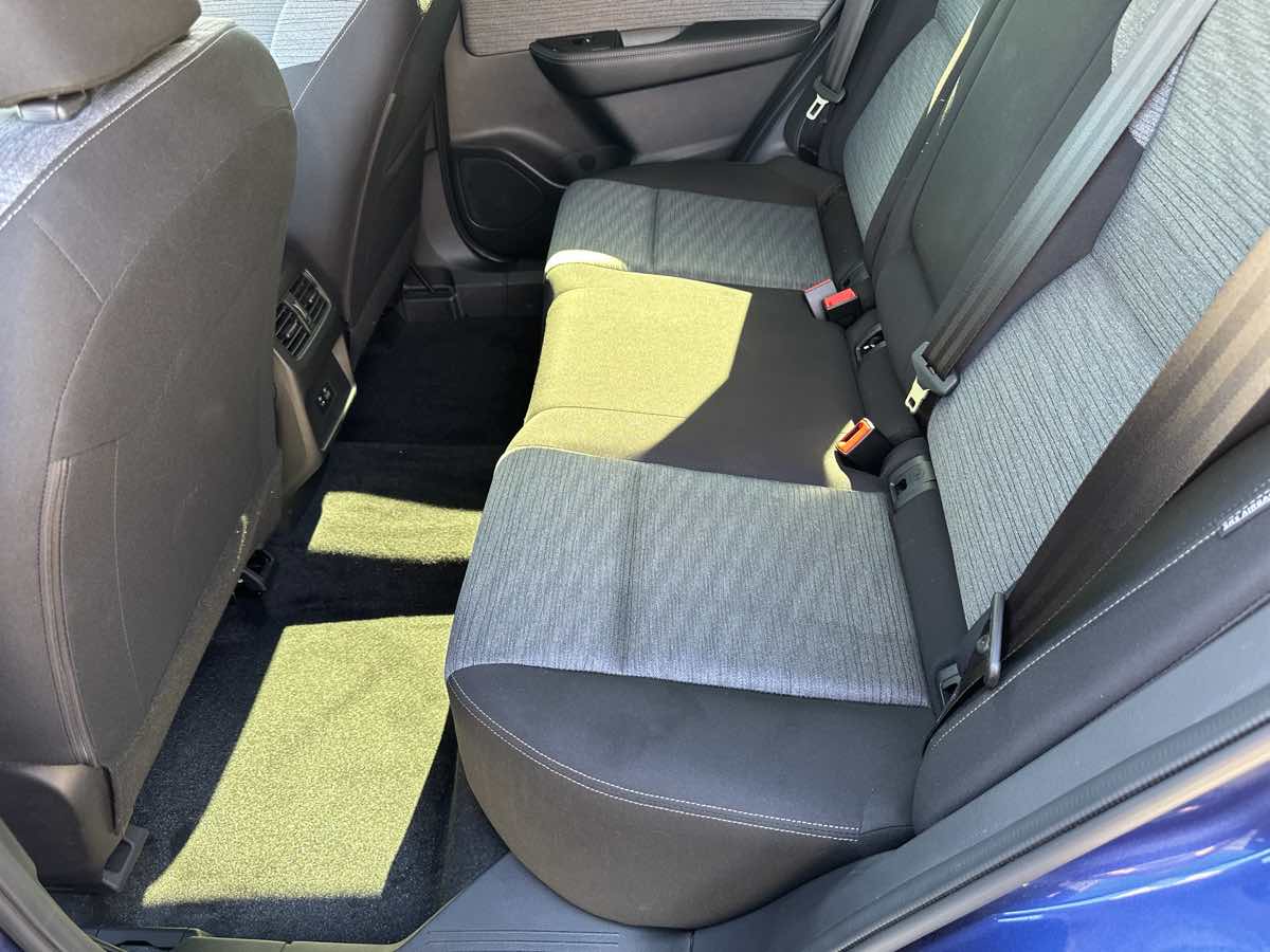 Photo 17 of this Nissan Rogue