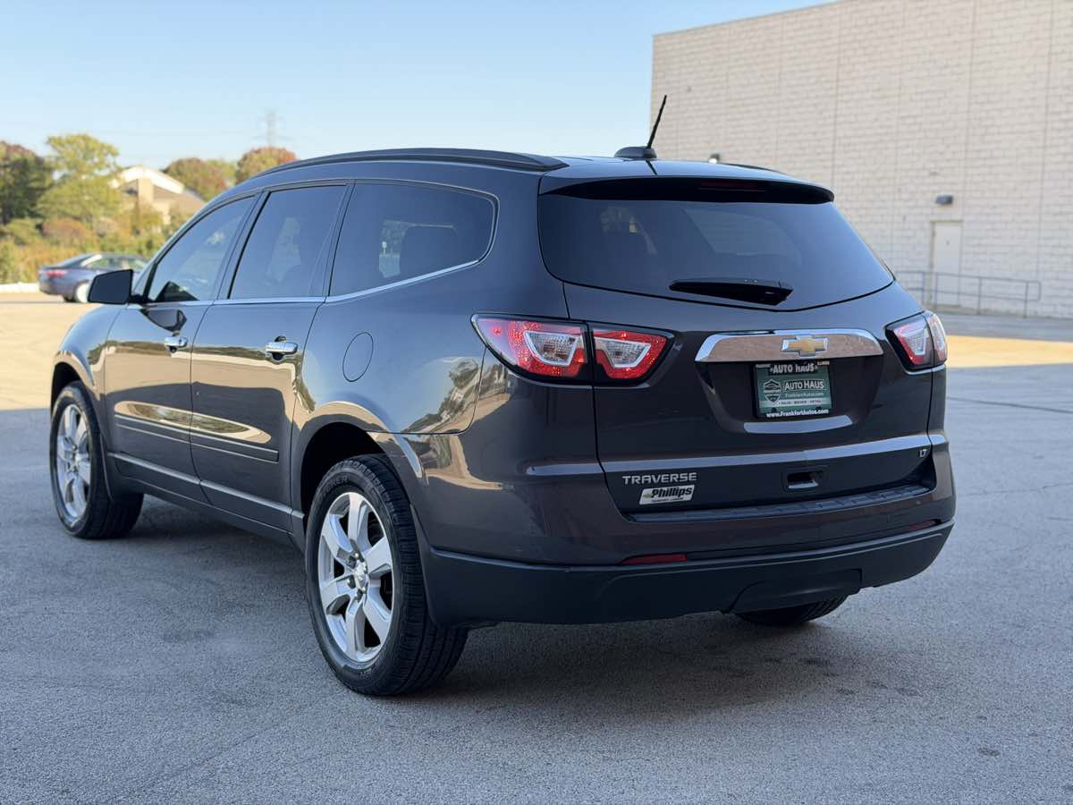 Photo 7 of this Chevrolet Traverse