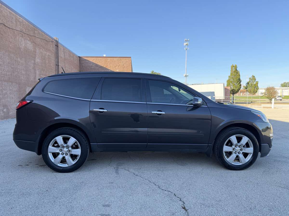 Photo 10 of this Chevrolet Traverse