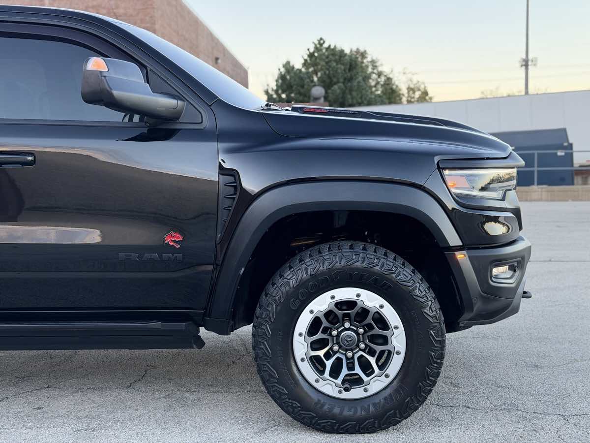 Photo 13 of this Ram 1500