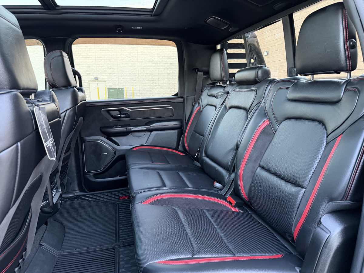 Photo 31 of this Ram 1500