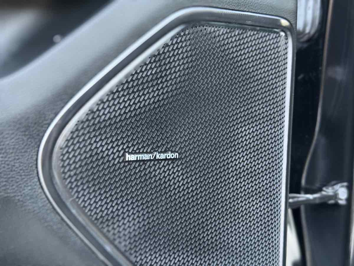 Photo 38 of this Ram 1500