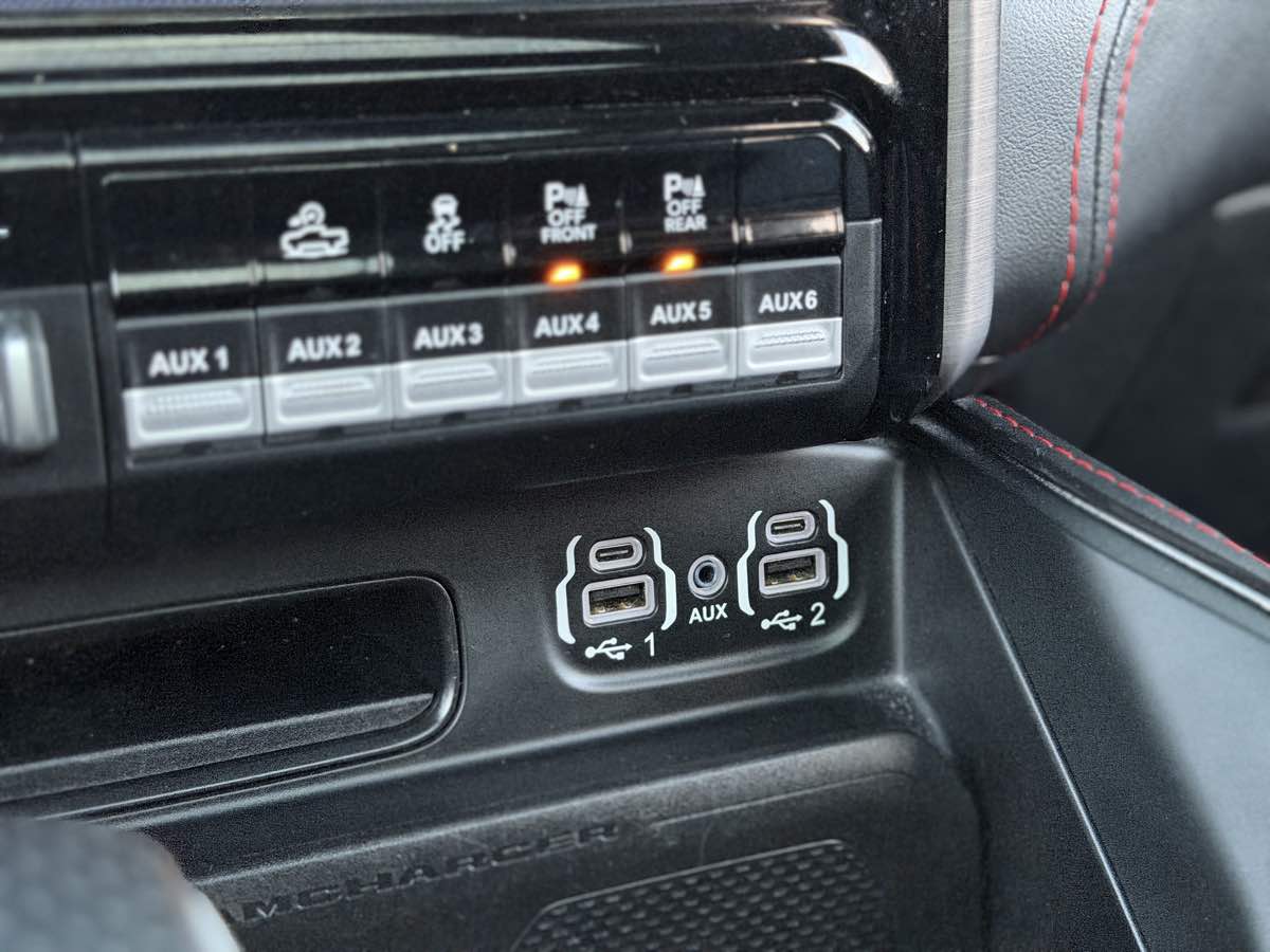 Photo 60 of this Ram 1500