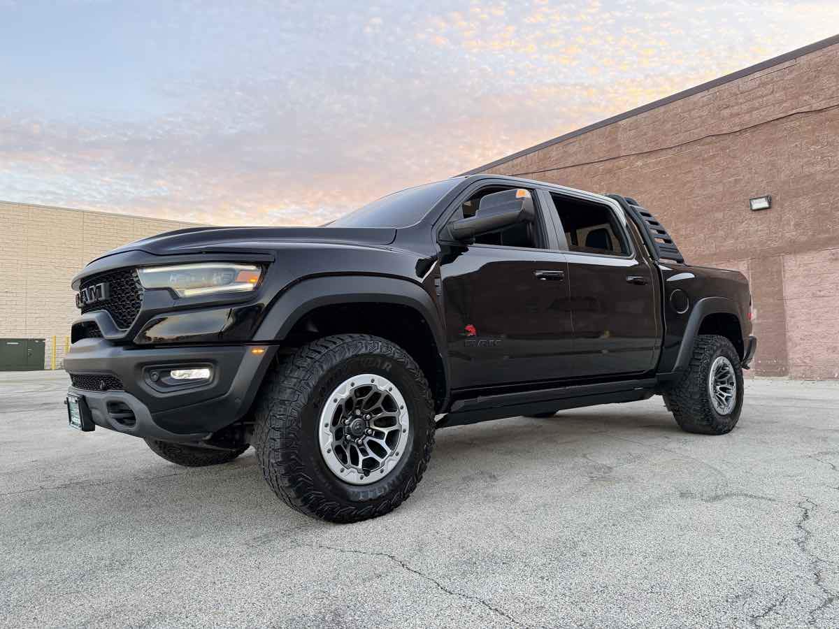 Photo 80 of this Ram 1500