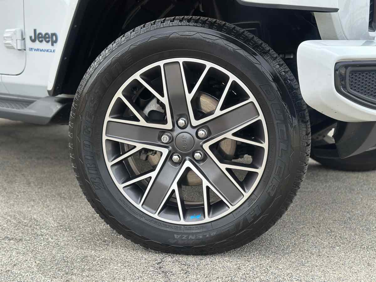 Photo 2 of this Jeep Wrangler 4xe
