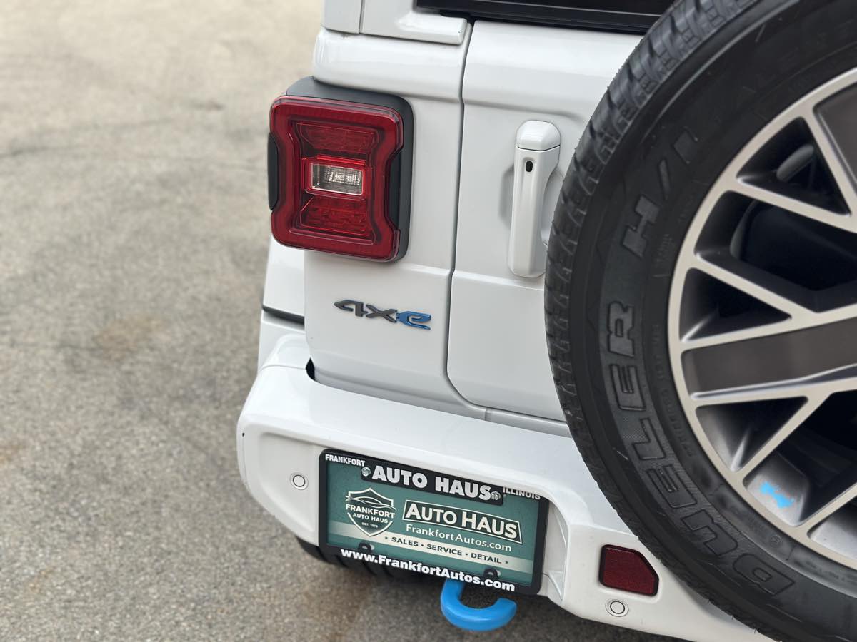 Photo 10 of this Jeep Wrangler 4xe
