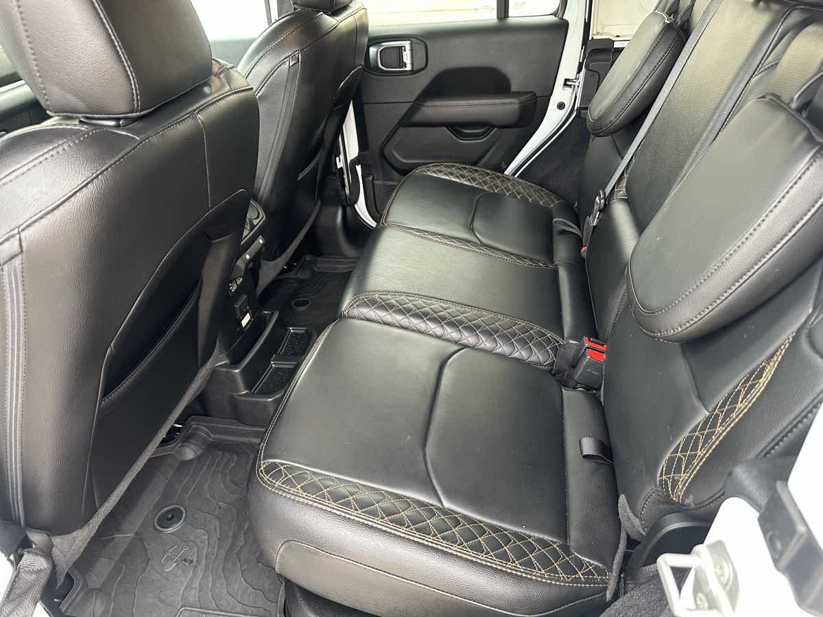 Photo 19 of this Jeep Wrangler 4xe