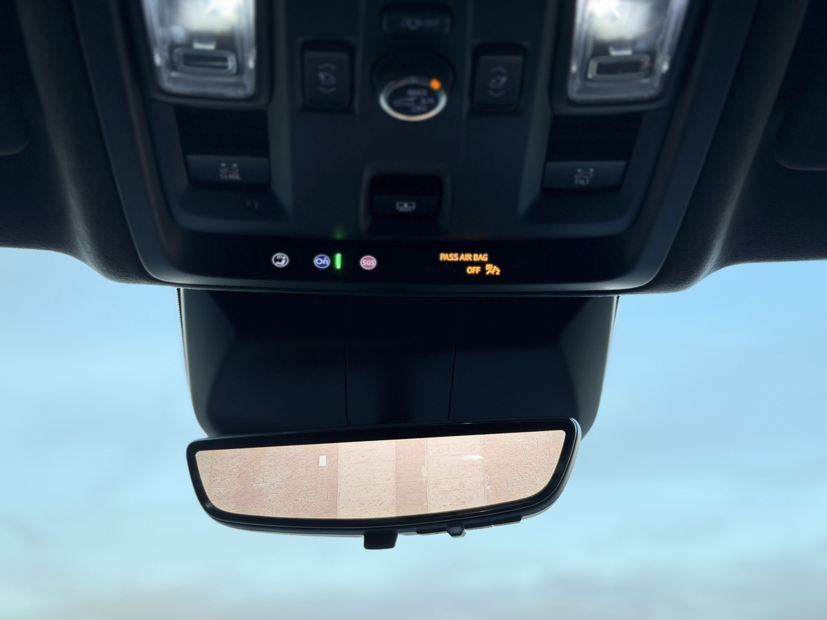 Photo 31 of this Cadillac Escalade