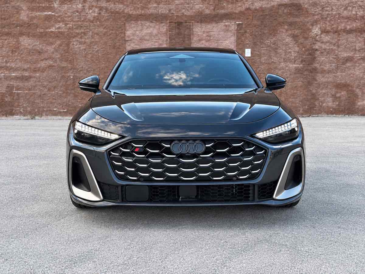 Photo 5 of this Audi S5