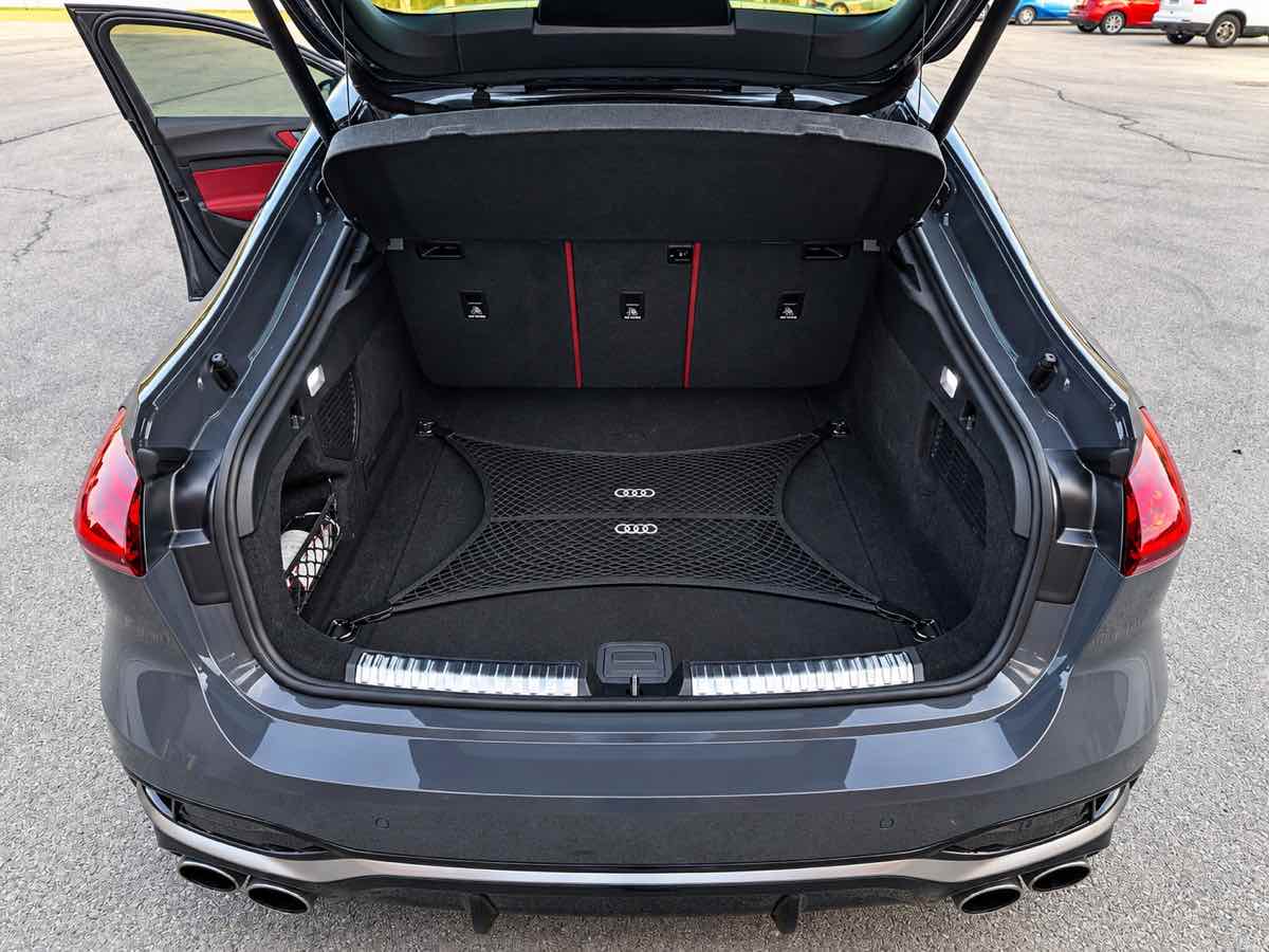 Photo 19 of this Audi S5
