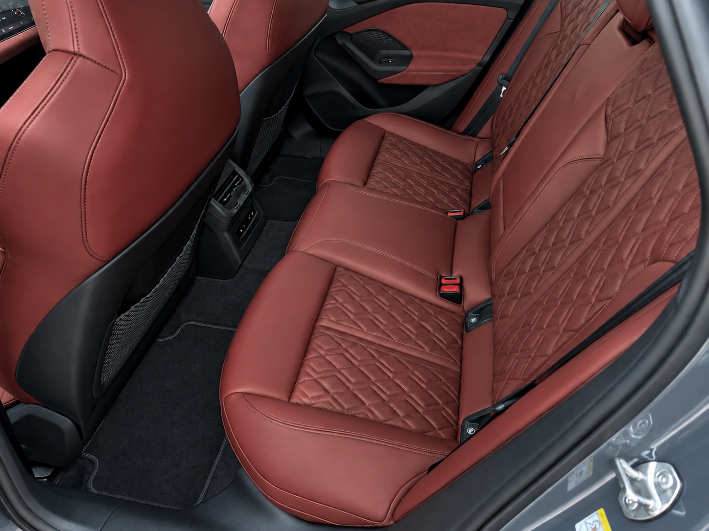 Photo 27 of this Audi S5