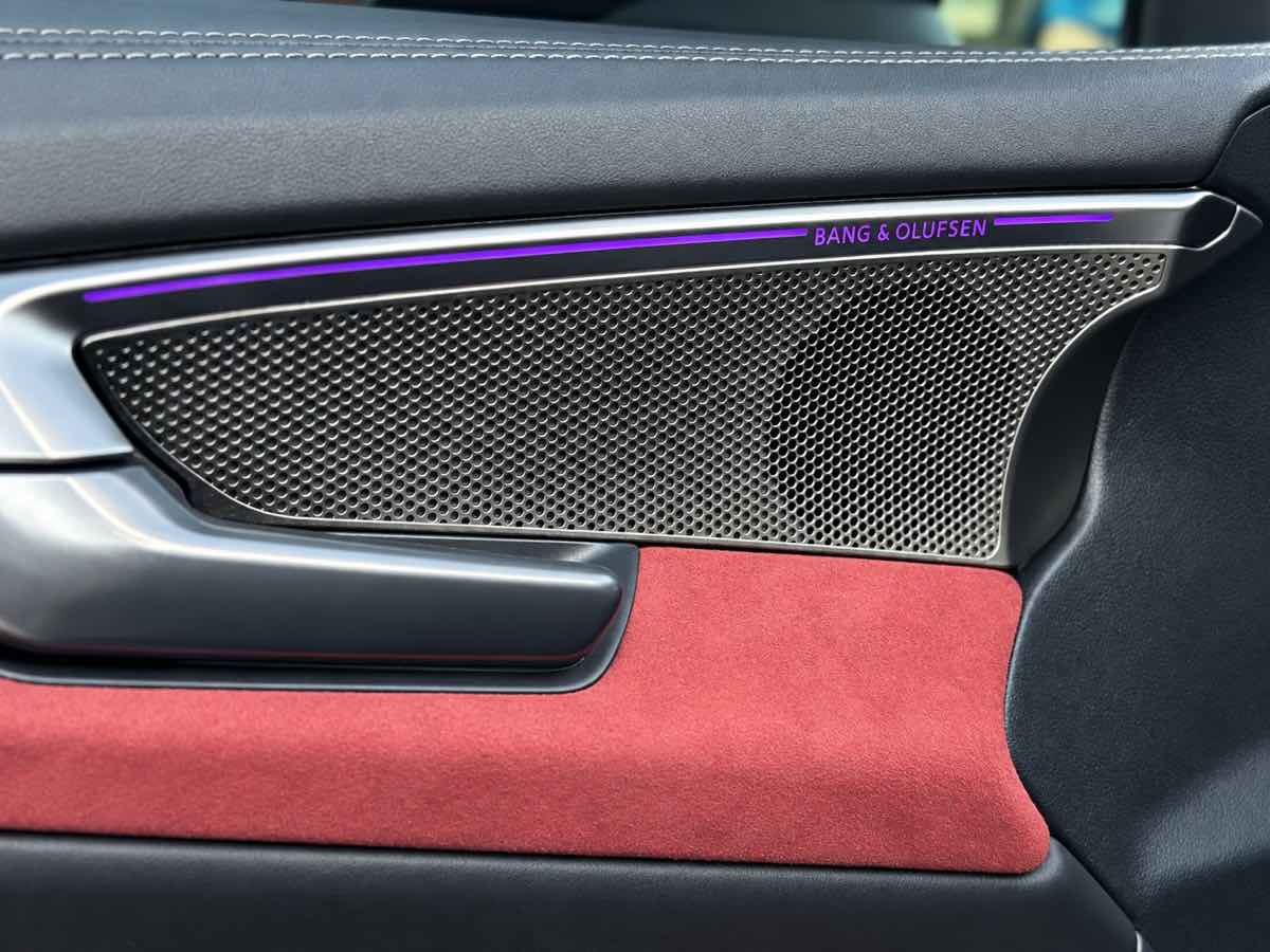 Photo 30 of this Audi S5