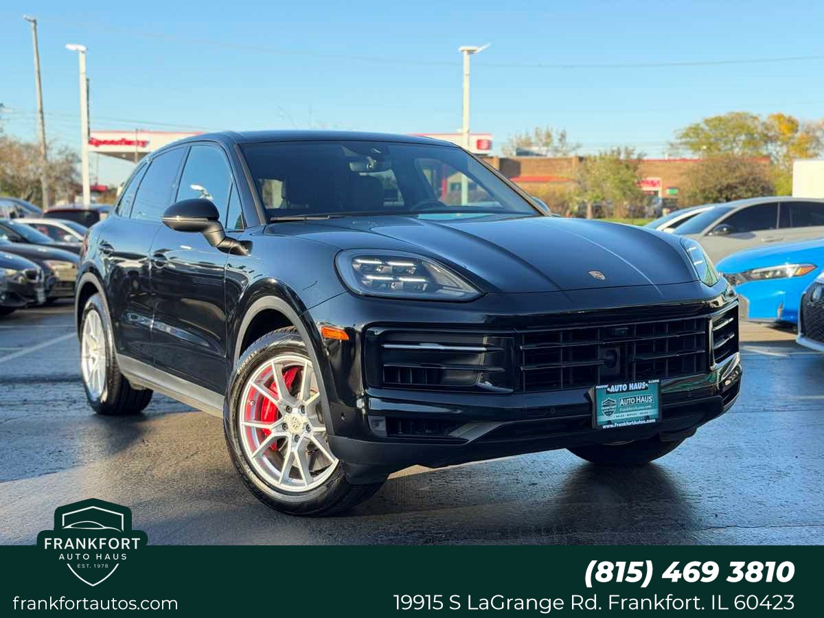 2024 Porsche Cayenne S