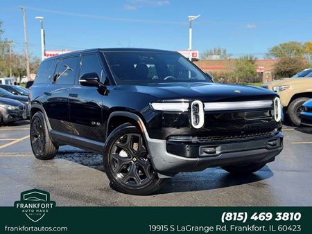 2025 Rivian R1S Adventure