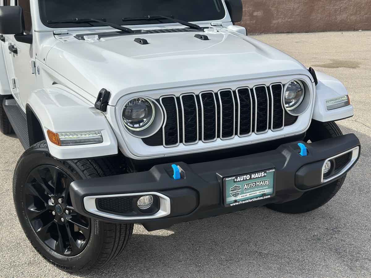 Photo 2 of this Jeep Wrangler 4xe
