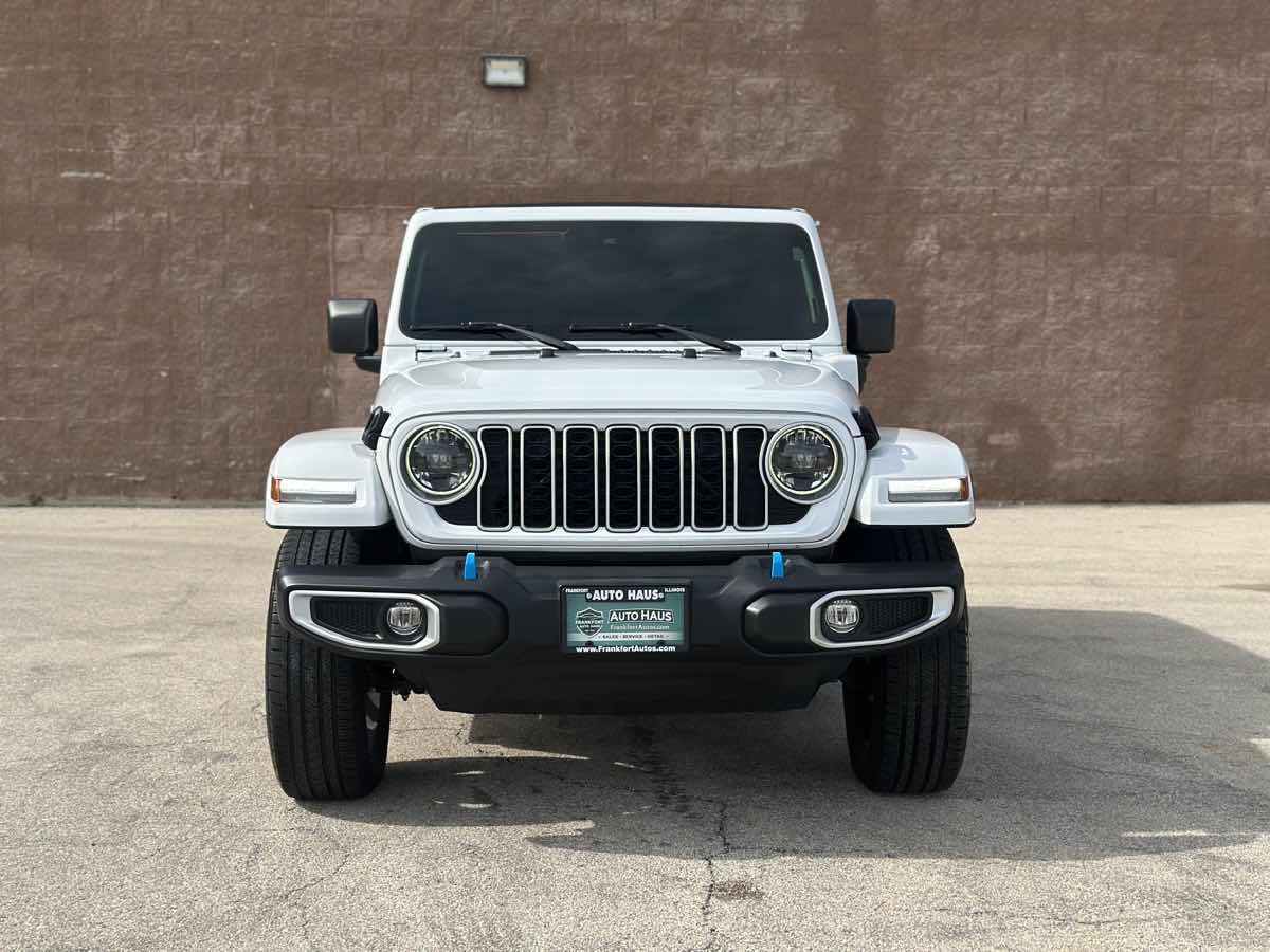 Photo 6 of this Jeep Wrangler 4xe