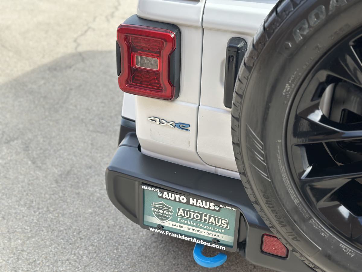 Photo 10 of this Jeep Wrangler 4xe