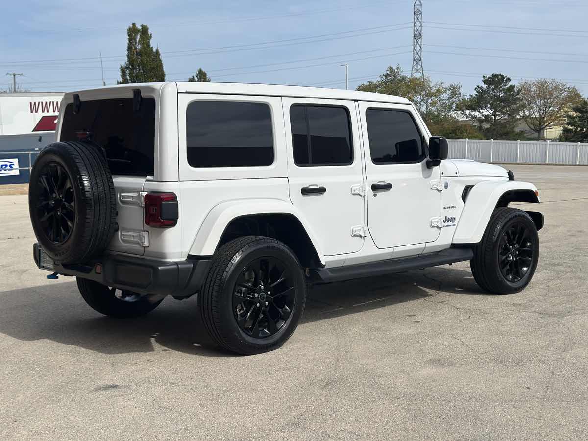 Photo 11 of this Jeep Wrangler 4xe