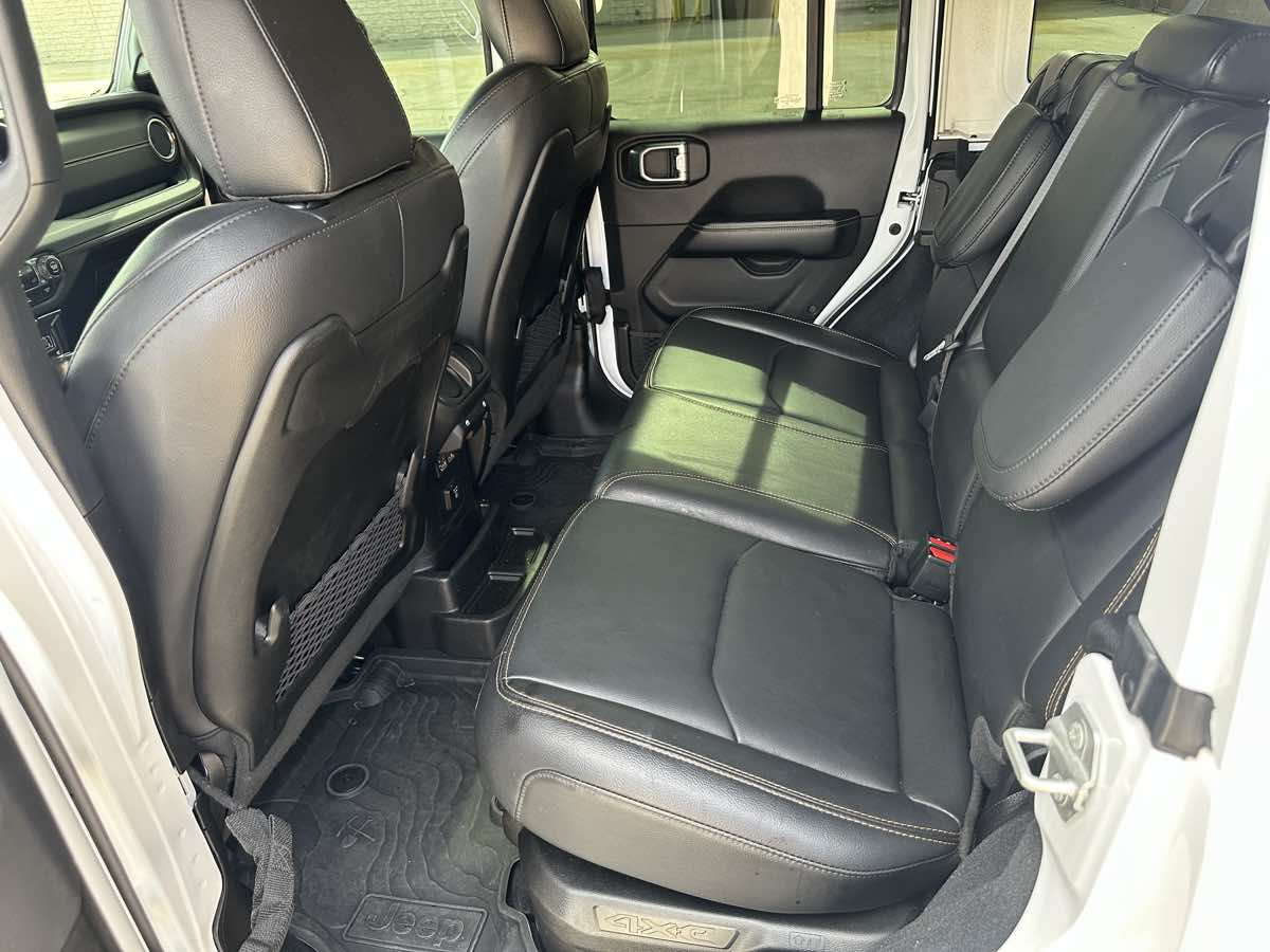 Photo 20 of this Jeep Wrangler 4xe