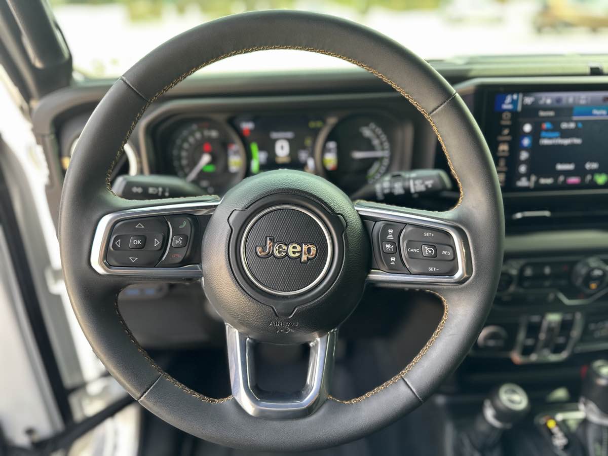Photo 23 of this Jeep Wrangler 4xe