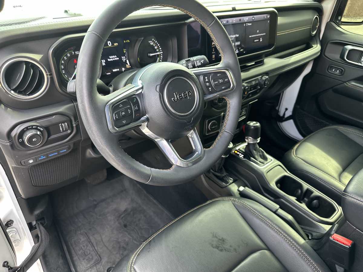 Photo 37 of this Jeep Wrangler 4xe