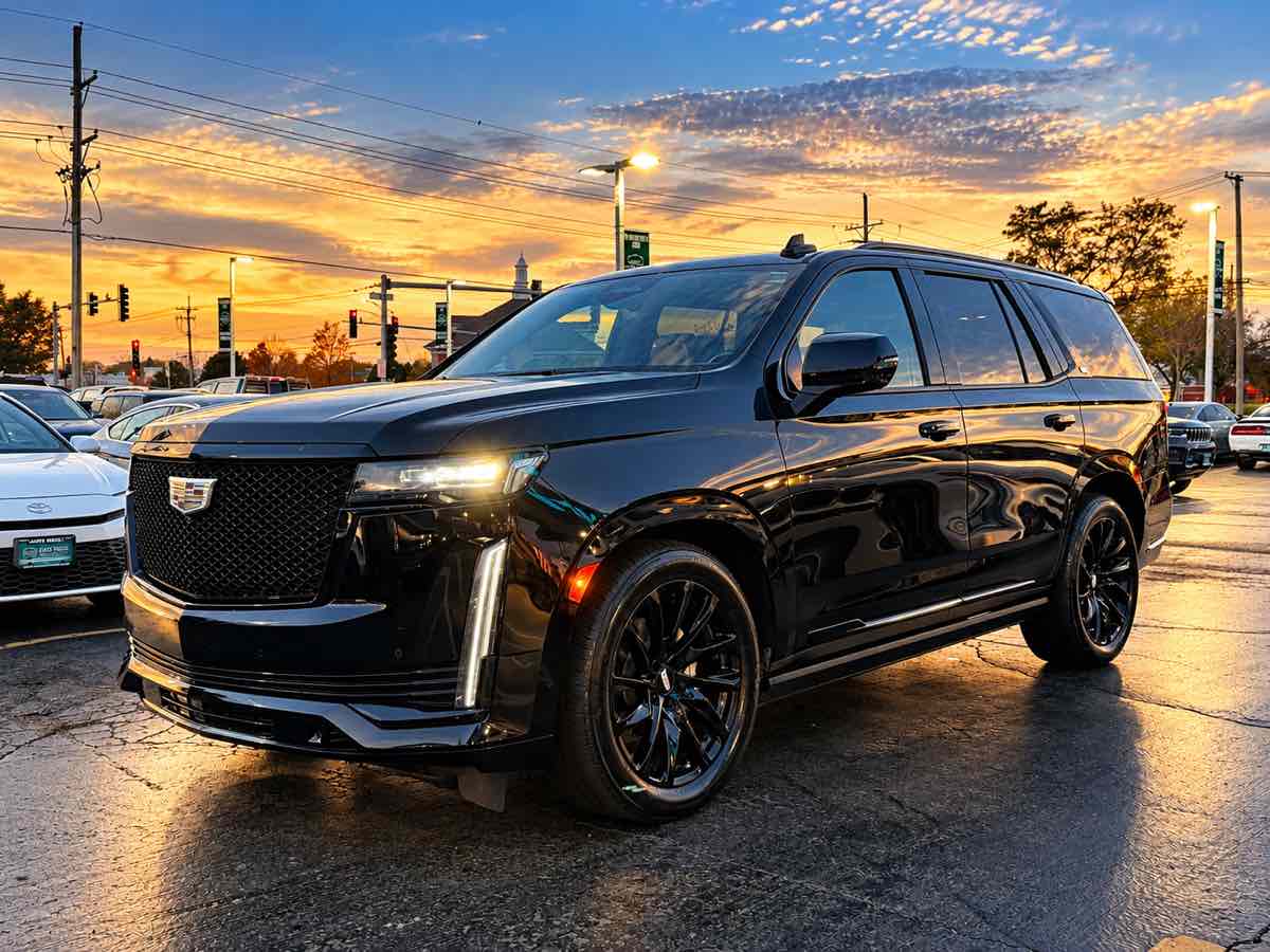Photo 4 of this Cadillac Escalade